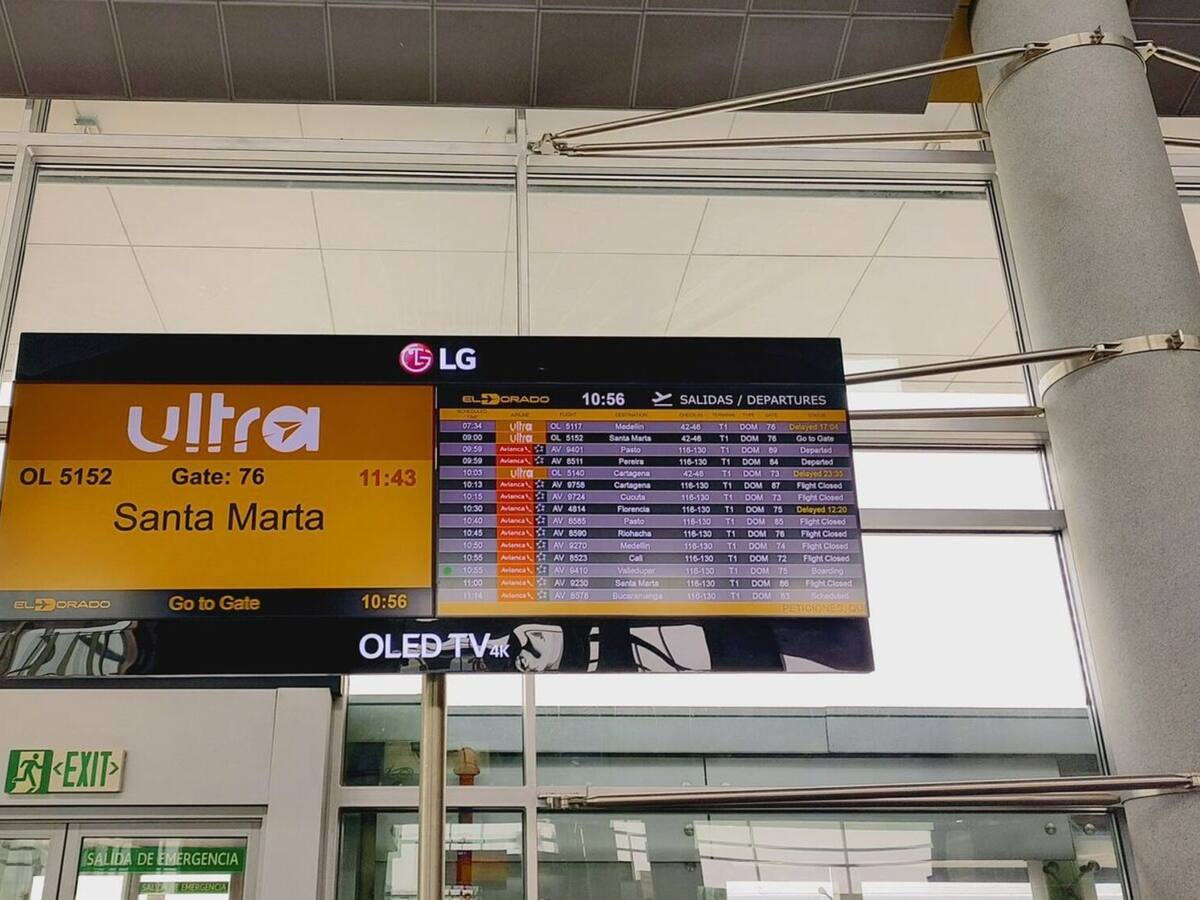 Samarios y turistas sin poder viajar hacia su destino por crisis de Ultra Air