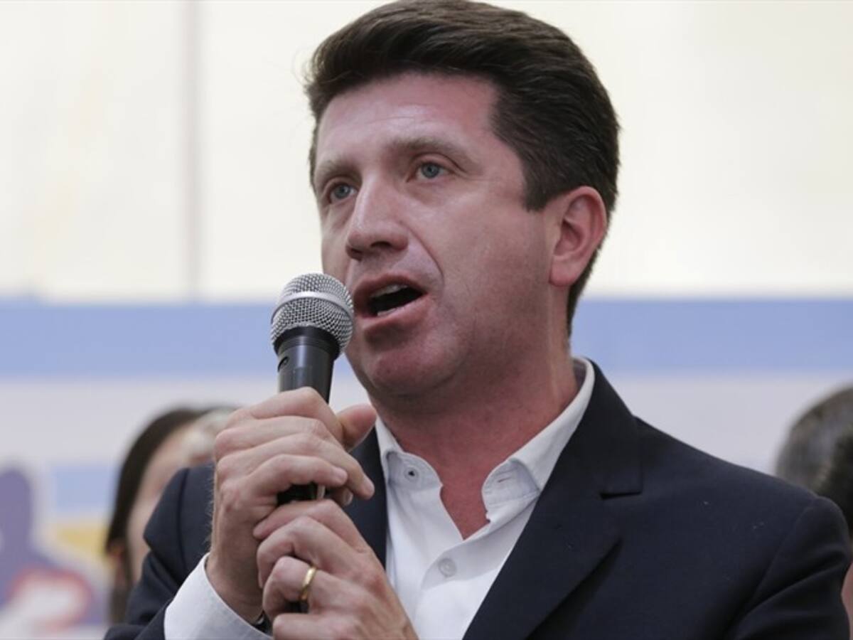 MinDefensa denuncia intereses electorales en amenazas con panfletos