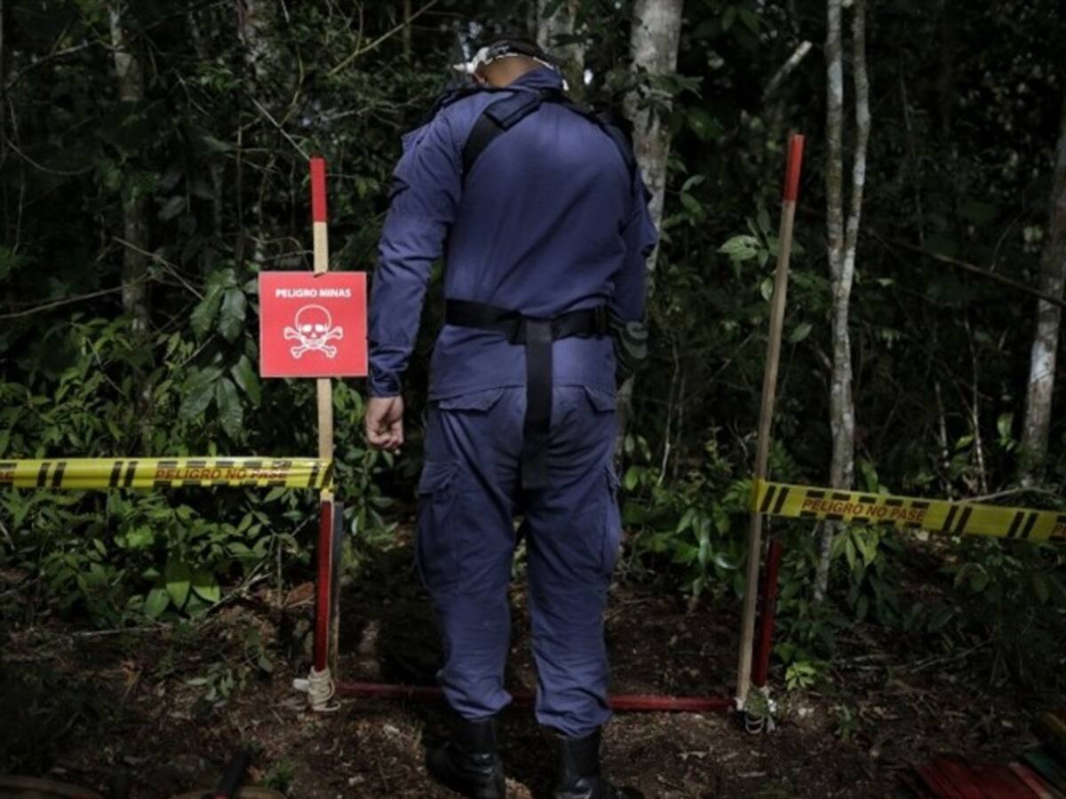 Se completan 16 municipios entregados como libres de sospecha de minas antipersona