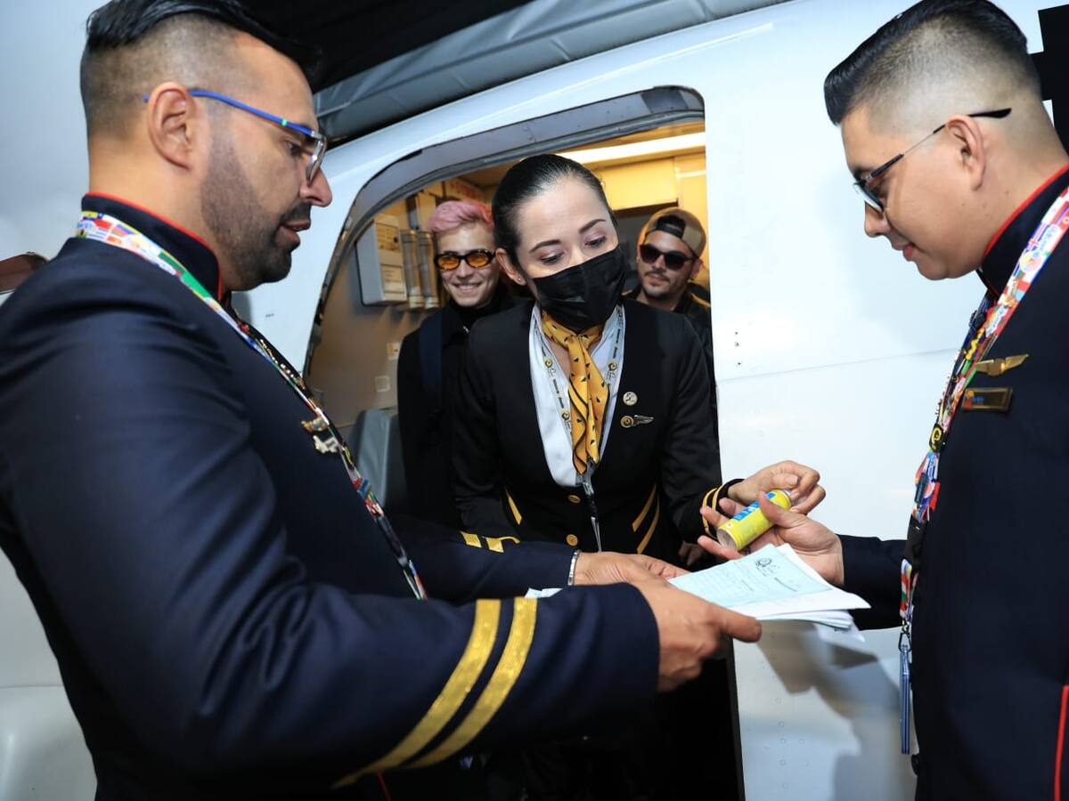 Empezó formalmente la reactivación aérea comercial entre Colombia y Venezuela