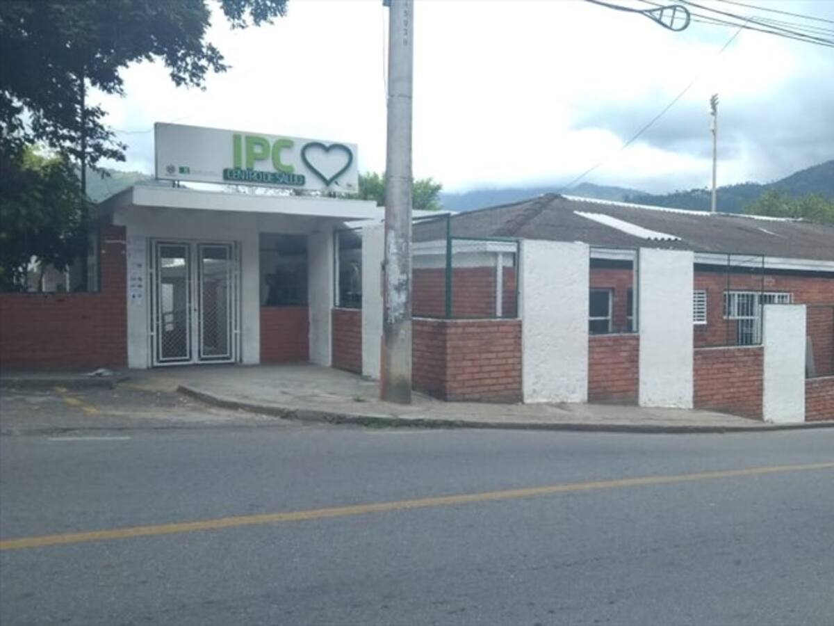 Cierran centro de salud del norte de Bucaramanga por ataque de un paciente