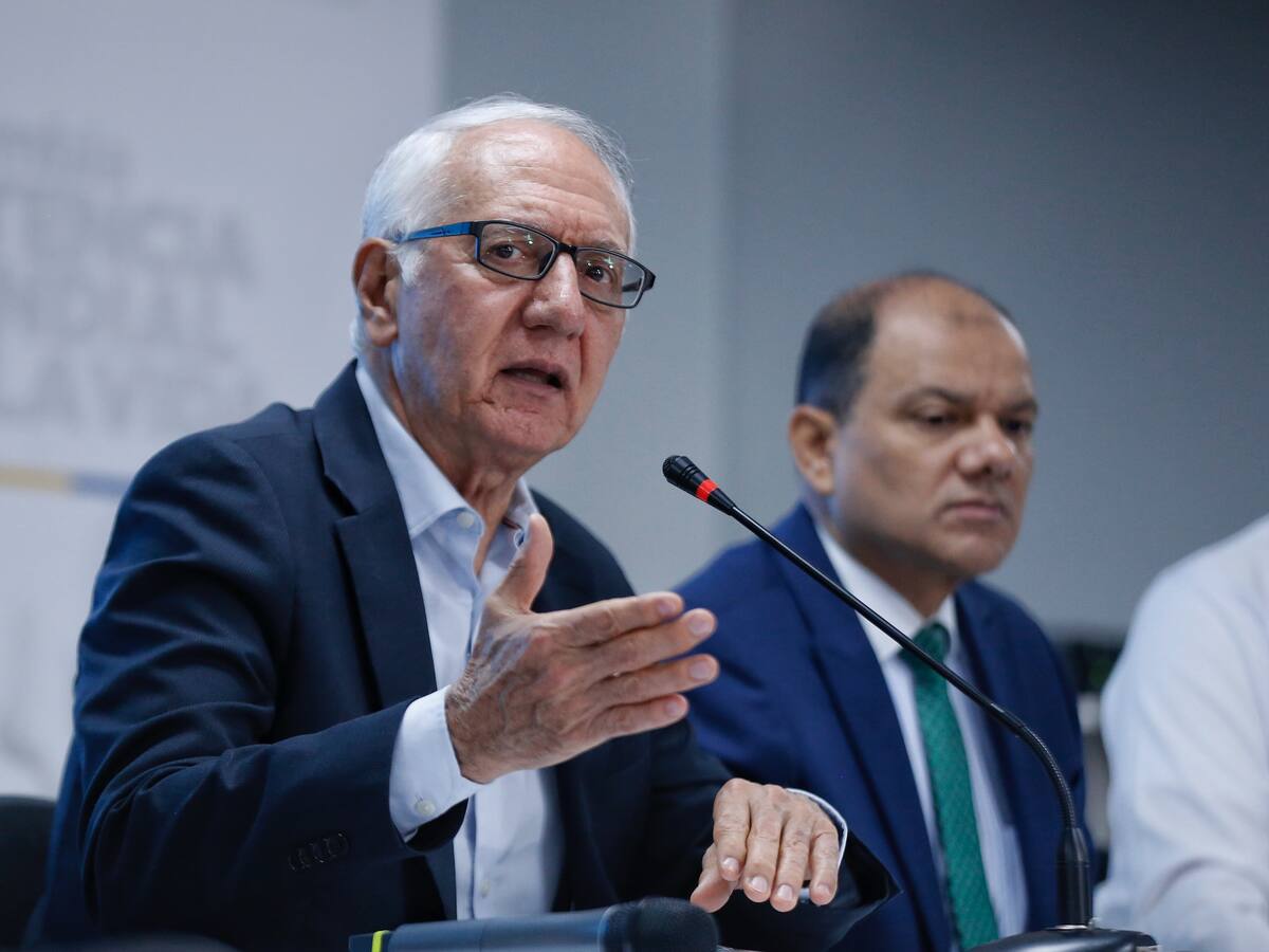 MinSalud aseguró que las camas de UCI fueron el negocio de la pandemia