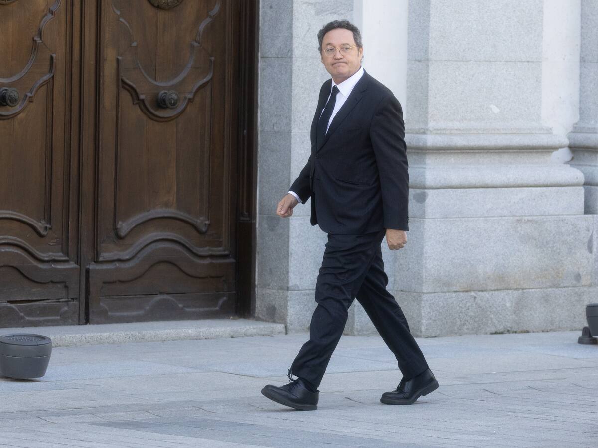 Condenaron al fiscal general de España a 2 años de inhabilitación por revelación de secretos