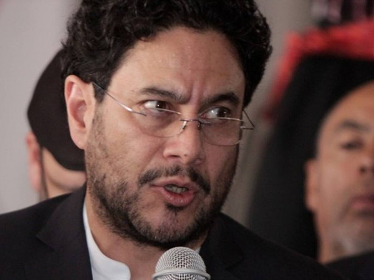 La única decisión razonable que puede tomar el Polo es respaldar a Petro: Iván Cepeda