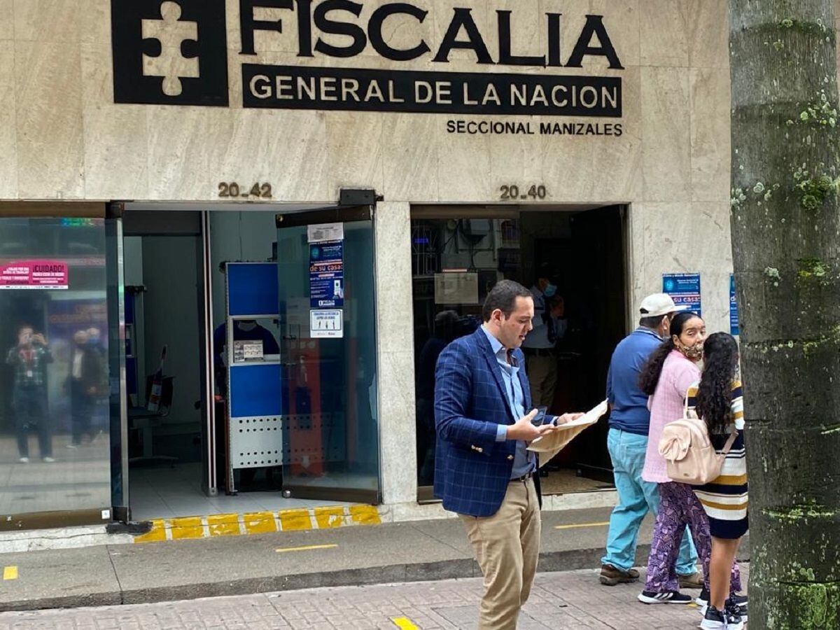 Alcalde de Manizales interpuso denuncia por posibles hechos de corrupción. Crédito: Mario Hernán Escobar Valencia.