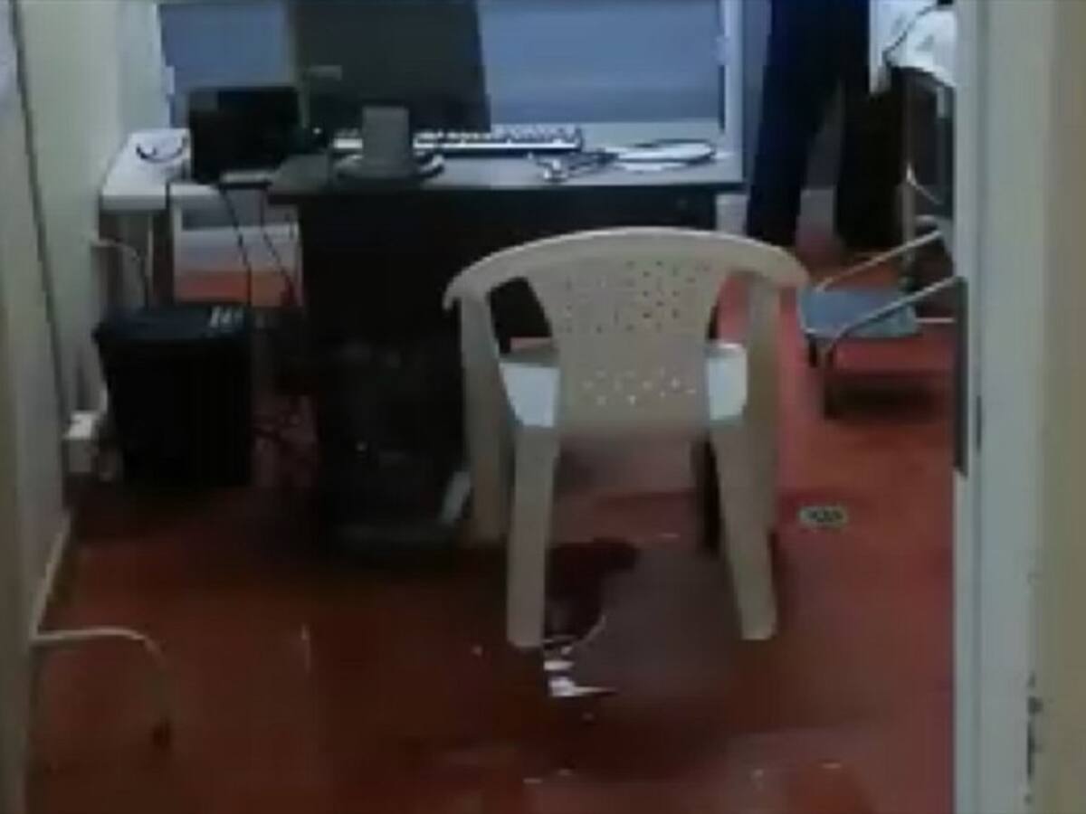 Denunciaron que centro de salud de Los Santos se cae a pedazos