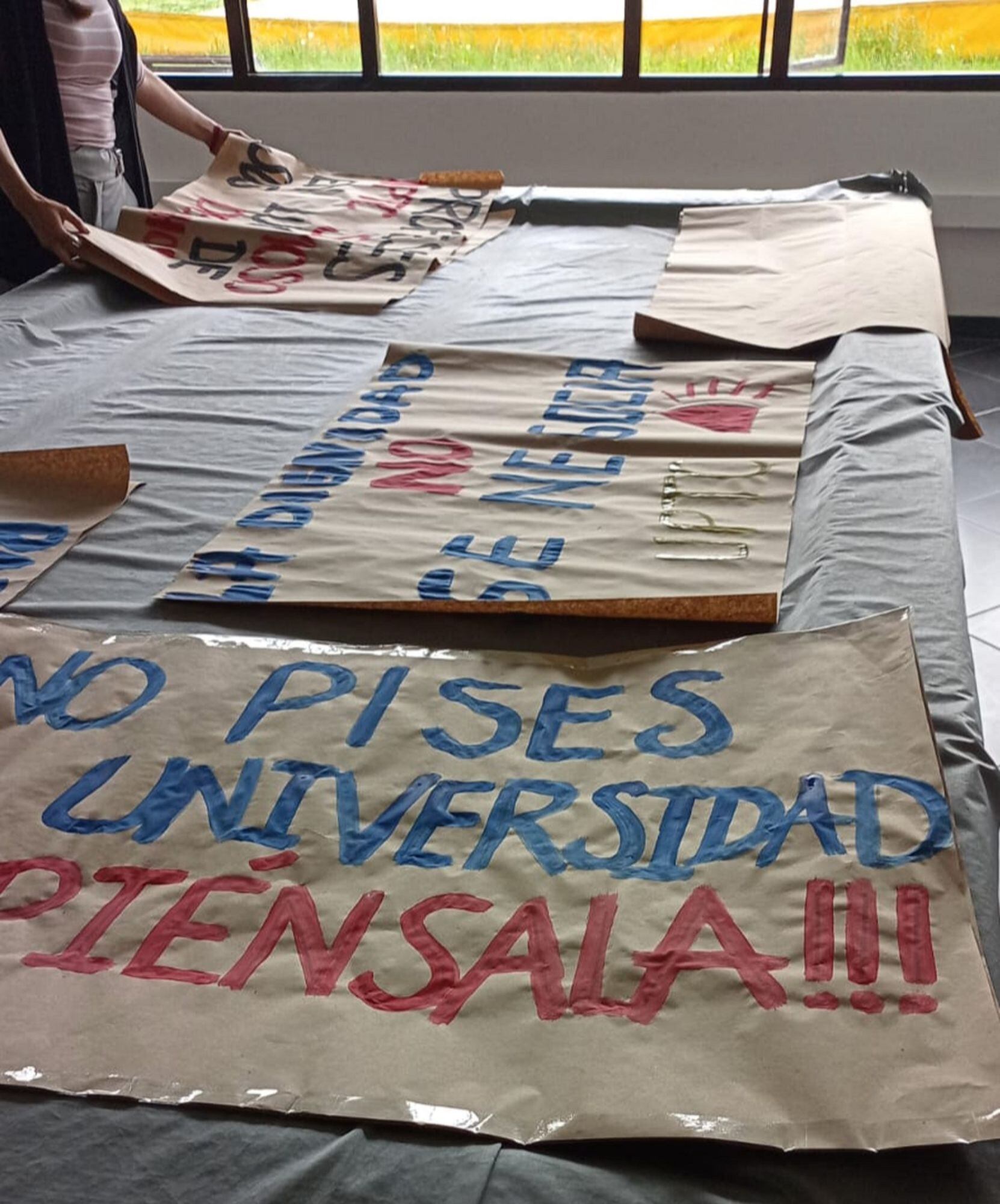 Foto: Los docentes llevan cinco semanas en asamblea permanente. 