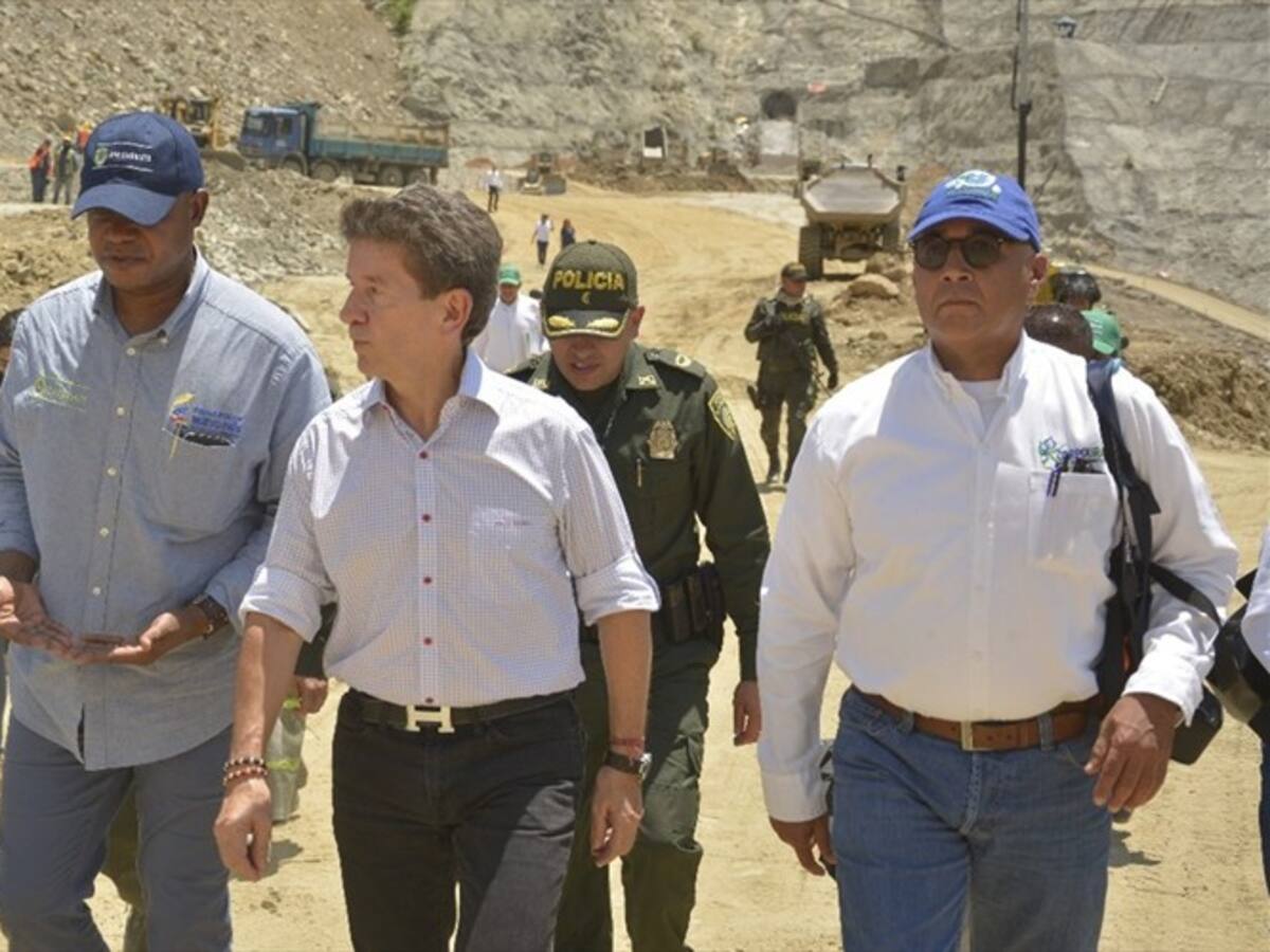 Gobernador de Antioquia viajará a Valdivia para despejar dudas de nuevos riesgos