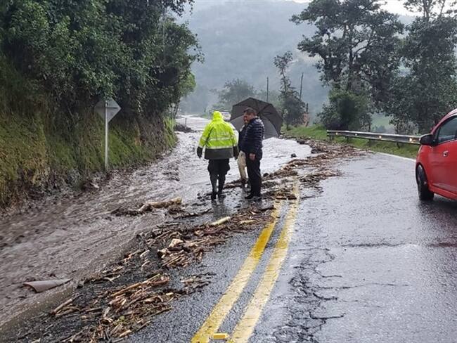 Cierre vía Cúcuta-Bucaramanga. Foto: Policía Nacional