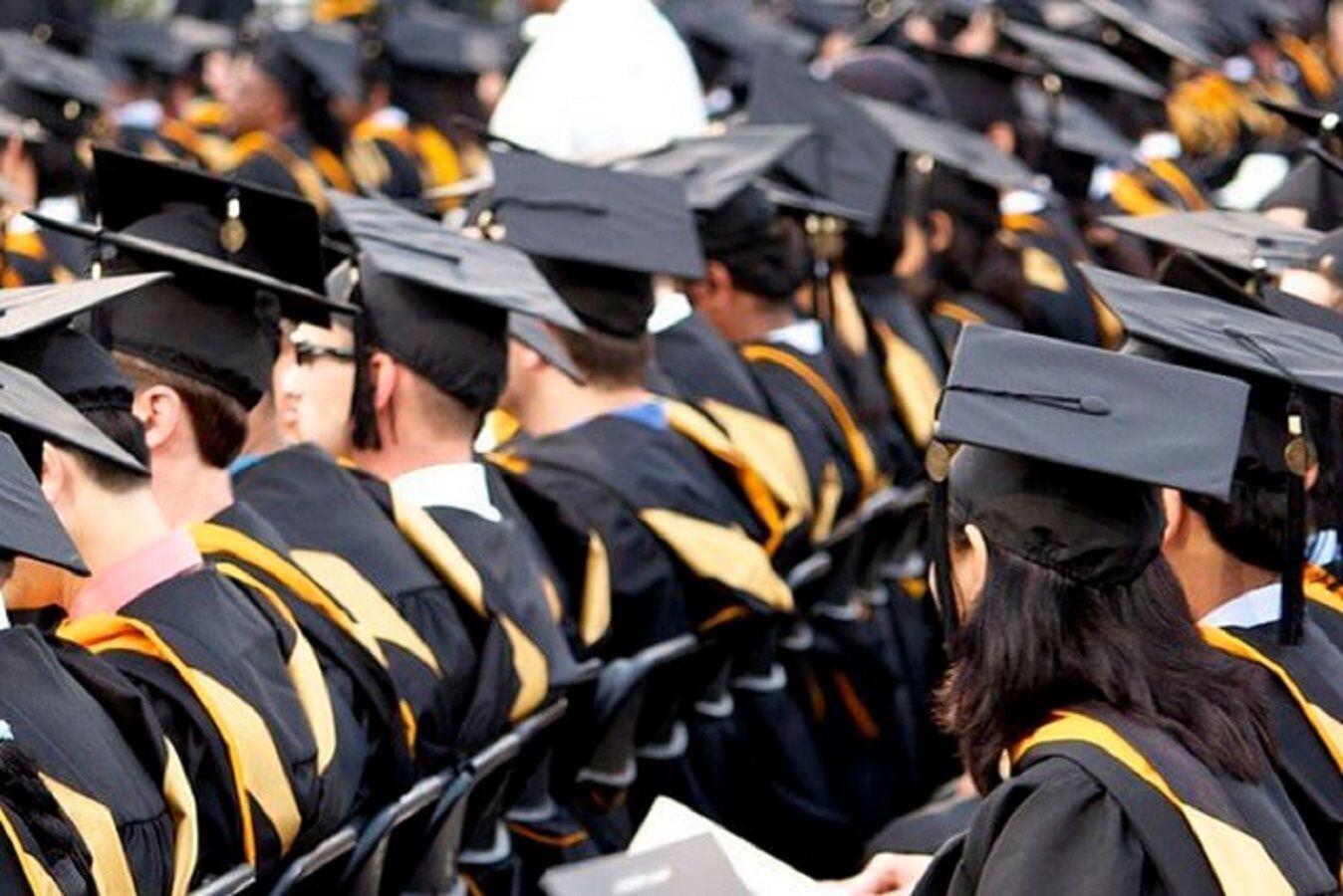 Estudiantes denuncian trabas en el proceso de graduación en una universidad-Colprensa
