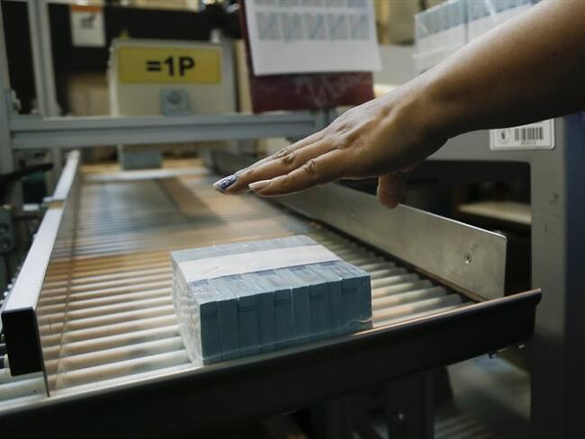 Pregunta 1: Reducir el salario de los congresistas y altos funcionarios del Estado. Foto: Colprensa