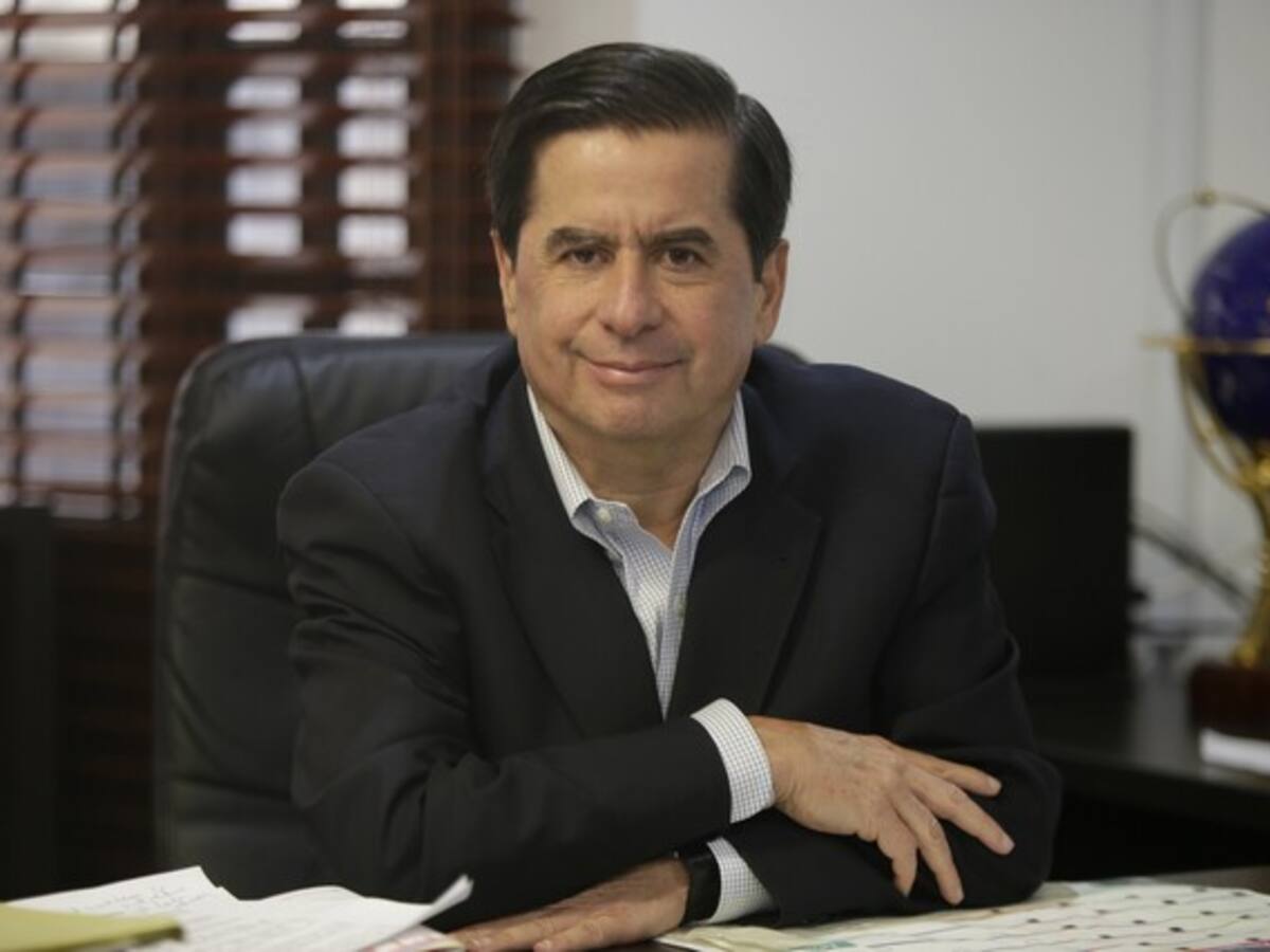 Juan Fernando Cristo será el nuevo ministro del Interior