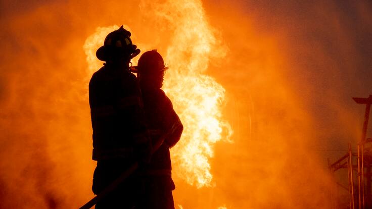 Un muerto y varios heridos por incendio en centro de detención en Manizales