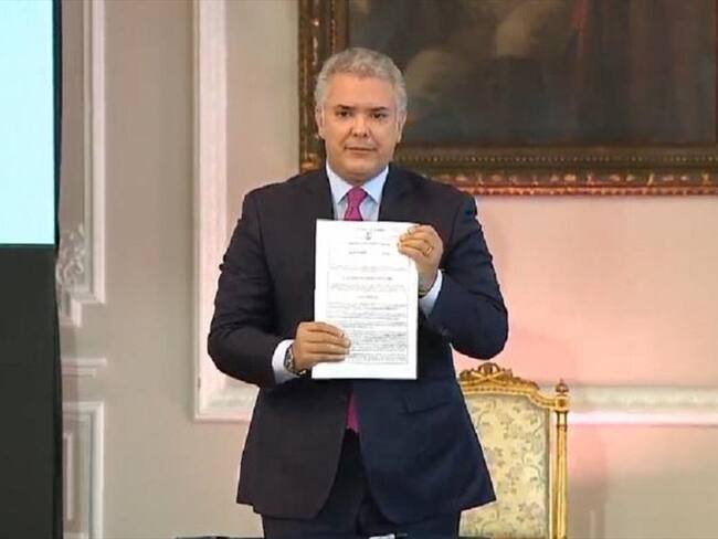 El presidente Iván Duque firmó el decreto que crea el Estatuto Temporal para la Protección de Migrantes Venezolanos. Foto: Presidencia de la República