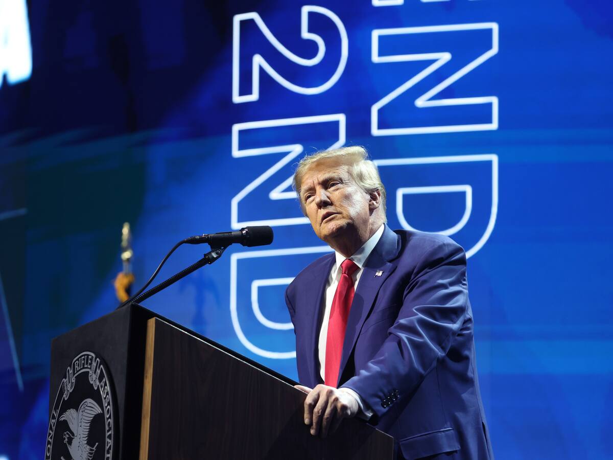 Trump dice que retirará de las calles a los vagabundos y drogadictos si gana elecciones