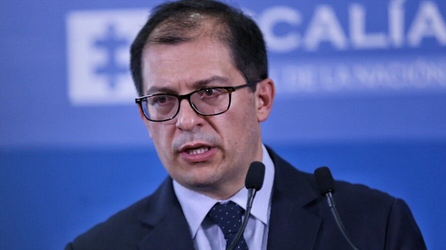 El jefe del ente acusador, Francisco Barbosa Delgado, dio negativo en las dos últimas pruebas realizadas para COVID-19. Foto: Colprensa / CAMILA DÍAZ