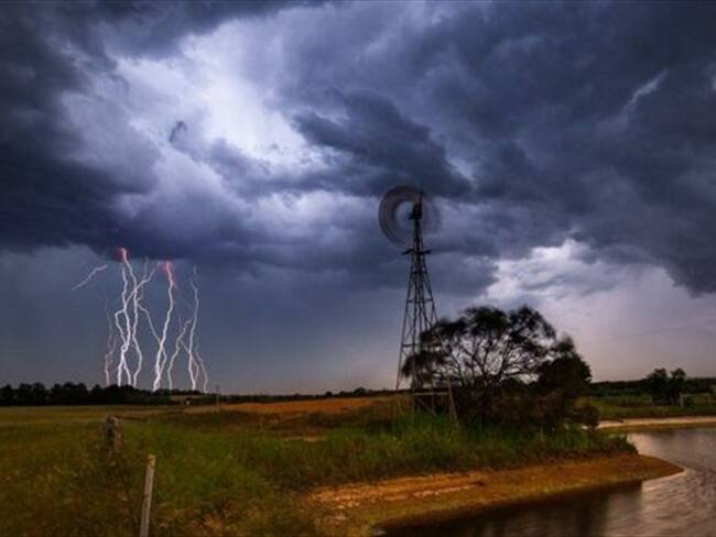 Más de 1.800 personas tuvieron problemas respiratorios relacionados con la tormenta. Foto: PETE JAMES, tomada de BBC Mundo.