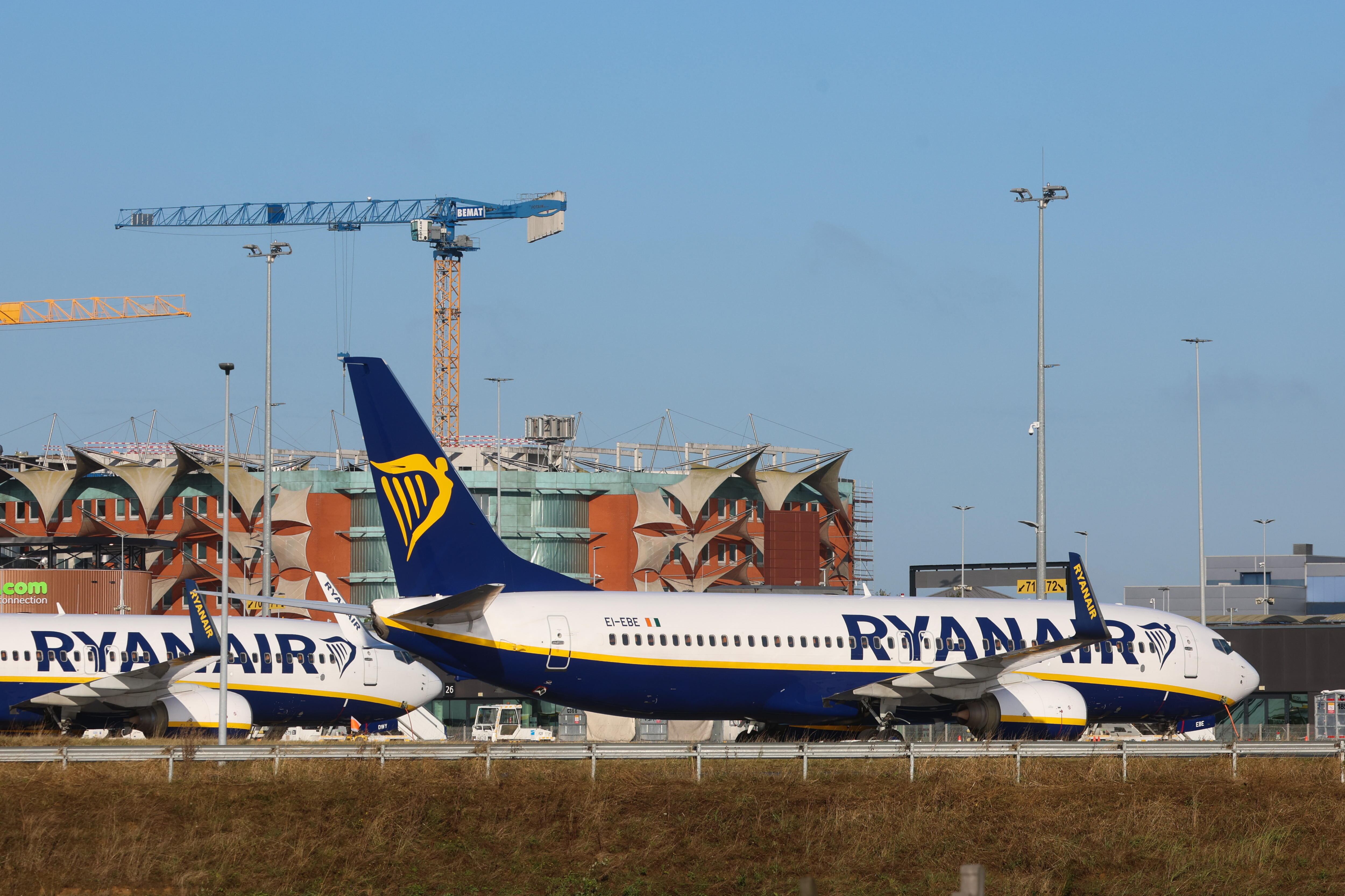 Imagen de referencia de avión Ryanair. FOTO: EFE/EPA/OLIVIER HOSLET