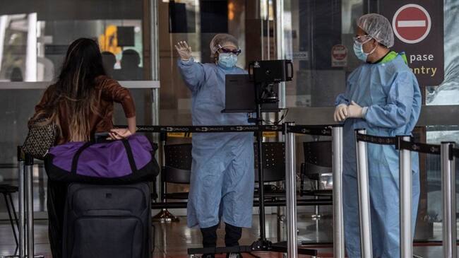 Mujer que traía vacunas del exterior no cometió ninguna infracción: DIAN / imagen de referencia. Foto: Colprensa