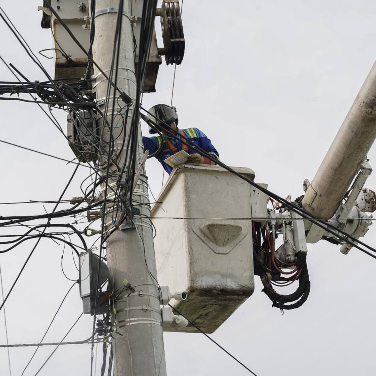 ¿Qué pasa con la prestación del servicio de luz en la localidad de Chapinero en Bogotá?