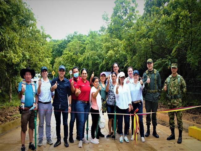 Obras por Impuestos placa huella Aguazul