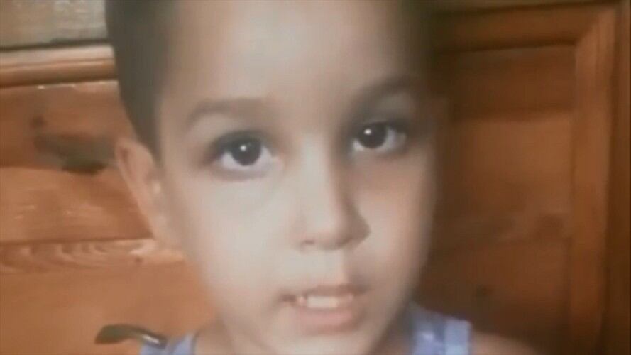 A través de un video, el menor le suplica al presidente estadounidense ayudar a su padre detenido en 2019. . Foto: Pantallazo video