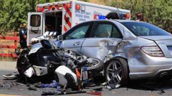 En Estados Unidos se estima que cada día 100 personas pierden la vida en accidentes de tránsito.. Foto: BBC Mundo