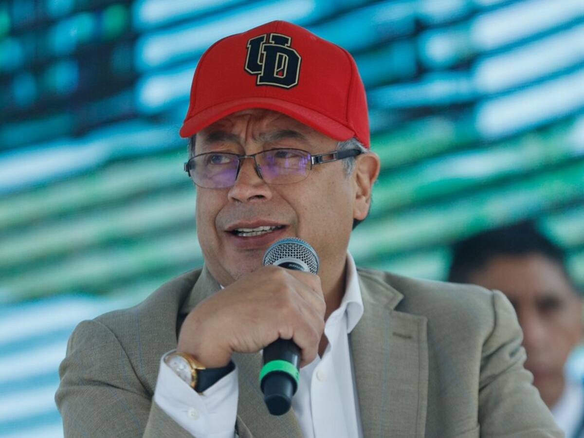 El narcotráfico se extiende por todas las ramas del poder público: presidente Petro