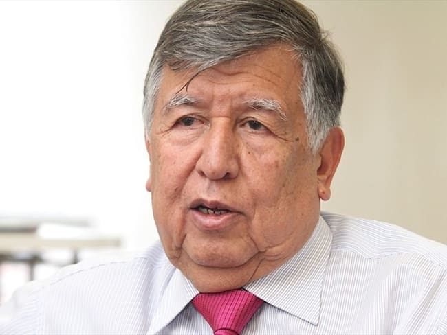 José Noé Ríos presentó su carta de renuncia al presidente Juan Manuel Santos para que quede en libertad de renovar el equipo de cara al quinto ciclo de negociaciones con Eln. Foto: Colprensa