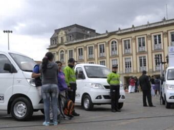 El Distrito ofreció tres alternativas de vehículos que han sido entregados. Foto: El Tiempo