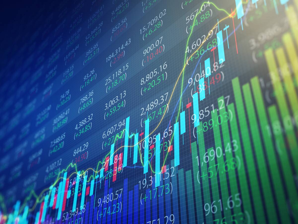 El índice principal de la bolsa de valores de Tokio sube más de un 2%