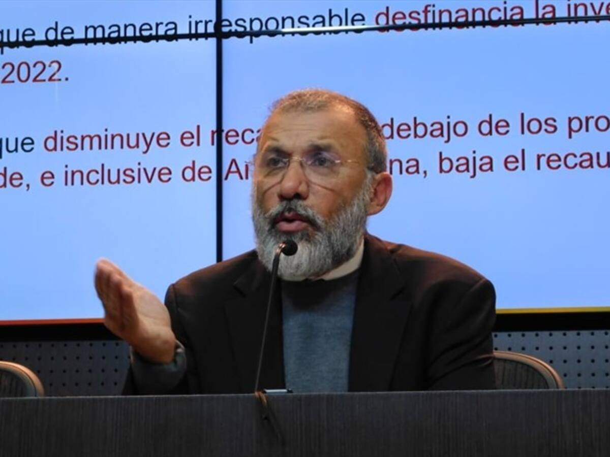 Roy Barreras rompe con el Partido de la U y plantea un nuevo referendo