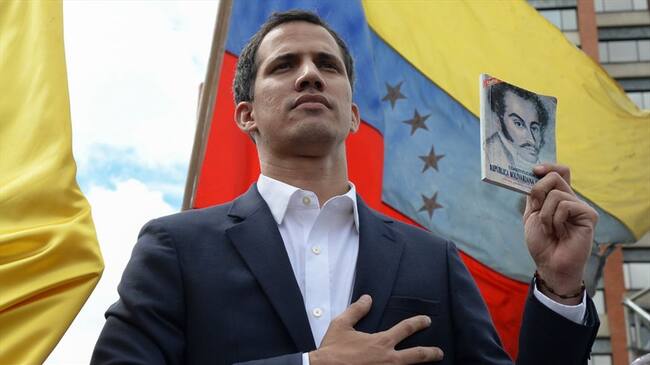 Carlos Vecchio, representante del líder opositor venezolano Juan Guaidó en EE.UU., afirmó que es falso que el ingreso de Guaidó a Colombia estuviese apoyado por grupos armados al margen de la ley. . Foto: Colprensa