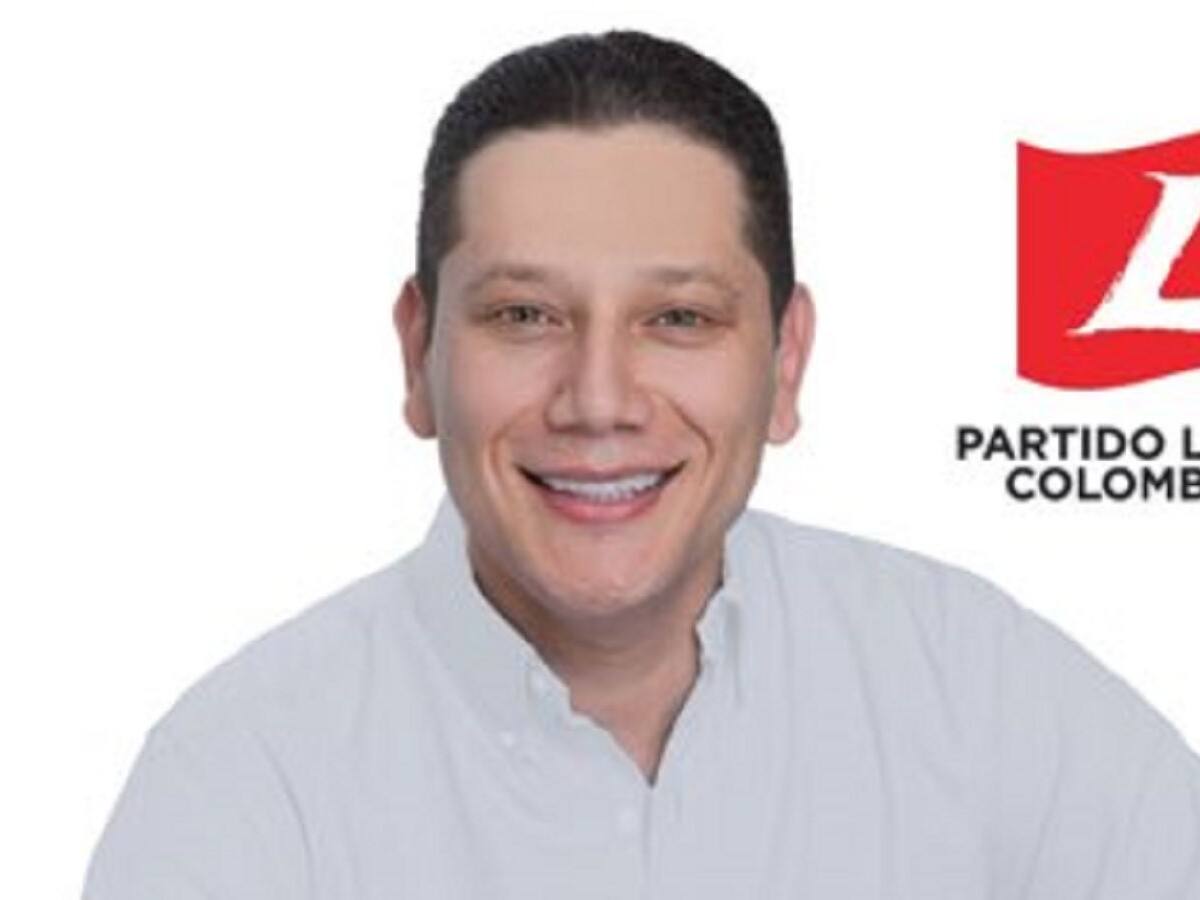 Encuentran candidato a la Cámara movilizando cuantiosa suma de dinero