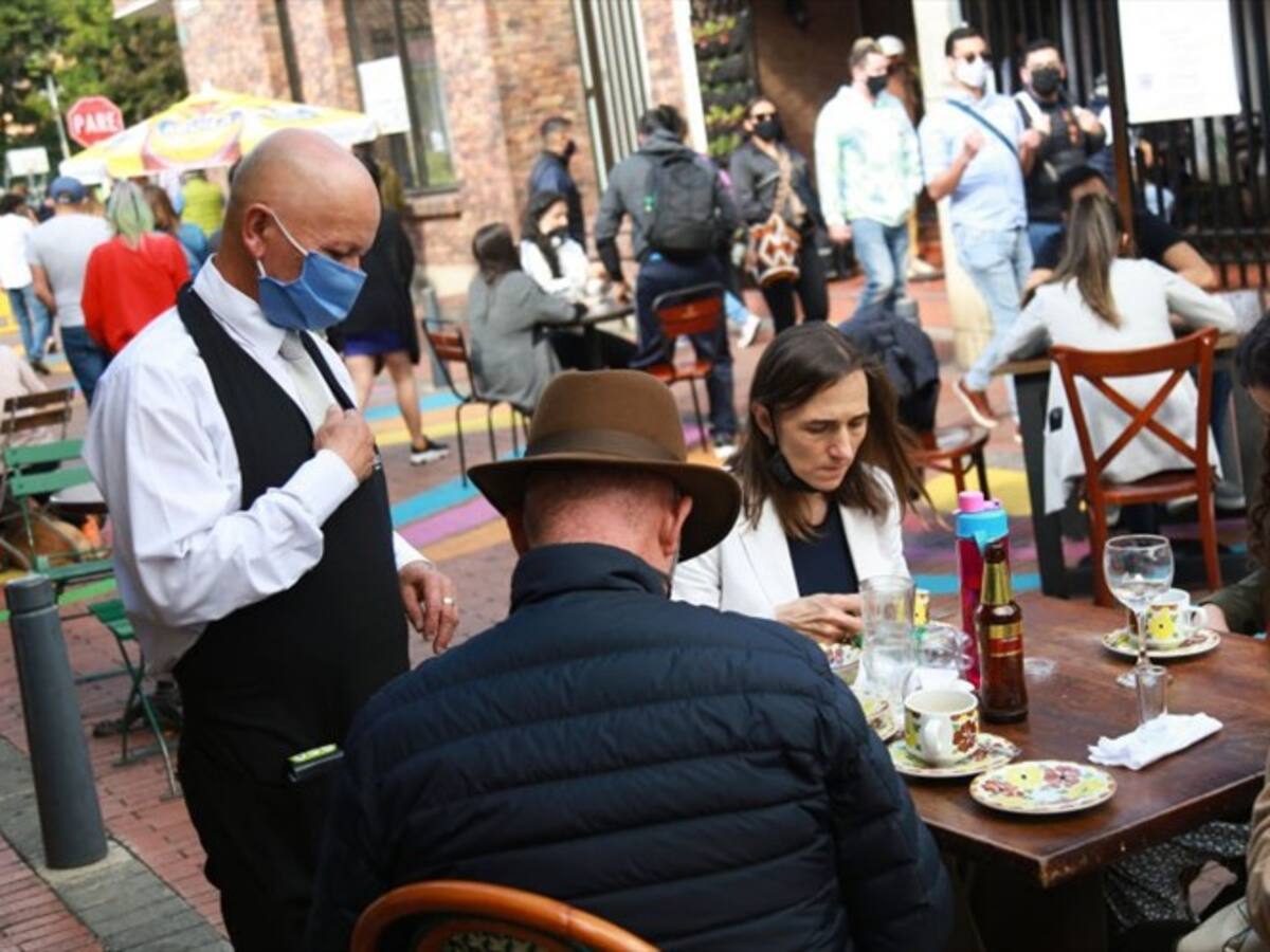 Bogotá tendrá comercio 24 horas en diciembre