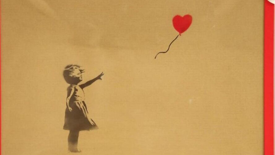 El artista callejero Banksy ha puesto una trampa en una de sus obras más famosa. Foto: Getty Images