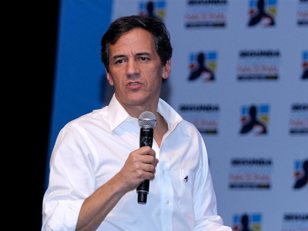 Rafael Nieto habla de la supuesta información que tendría el FBI sobre Zuluaga y Odebrecht