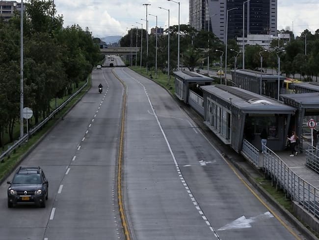 La Alcaldía de Bogotá decretó nuevas medidas para controlar los contagios de COVID-19 en la capital del país.. Foto: Colprensa - Camila Díaz