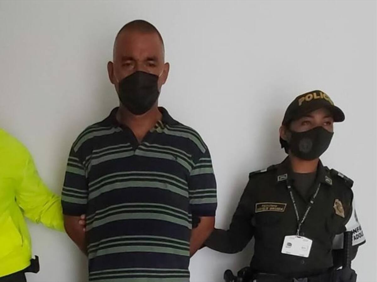 Capturan en Cartagena a hombre señalado de abusar de menores a cambio de mercados