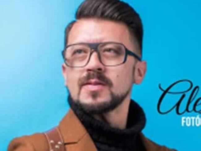 El fotógrafo Álex Cruz fue capturado por el presunto abuso sexual del que habría sido víctima Diana Quirós. Foto: Redes sociales (@alexcruzfotografo en Instagram)