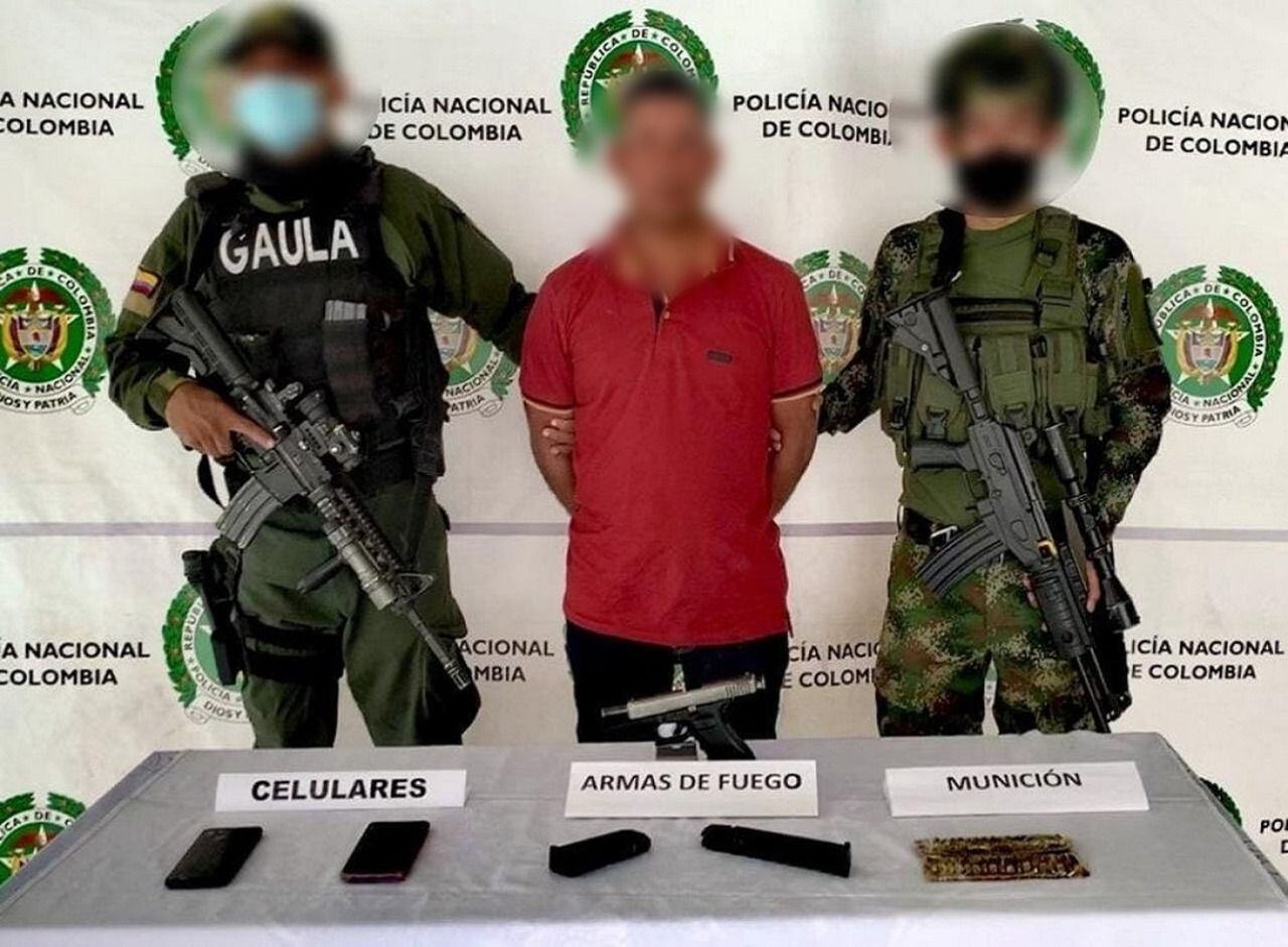 Capturan supuesto jefe de finanzas del Clan del Golfo en Córdoba. Foto: Policía/Ejército.