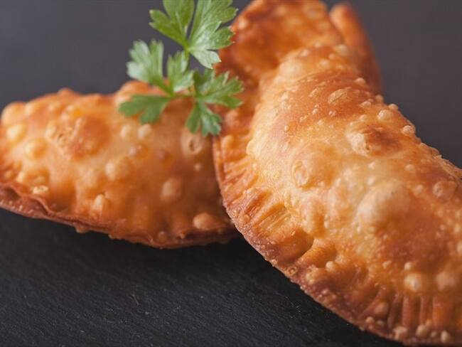 la Corte aclaró que artículo del Código de Policía no comprenden conductas de adquirir o consumir bienes o servicios ofrecidos por vendedores informales en el espacio público. Foto: Getty Images