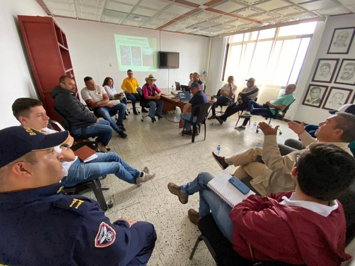 Más de 10.000 personas están sin el servicio de agua en veredas de Palestina, Caldas