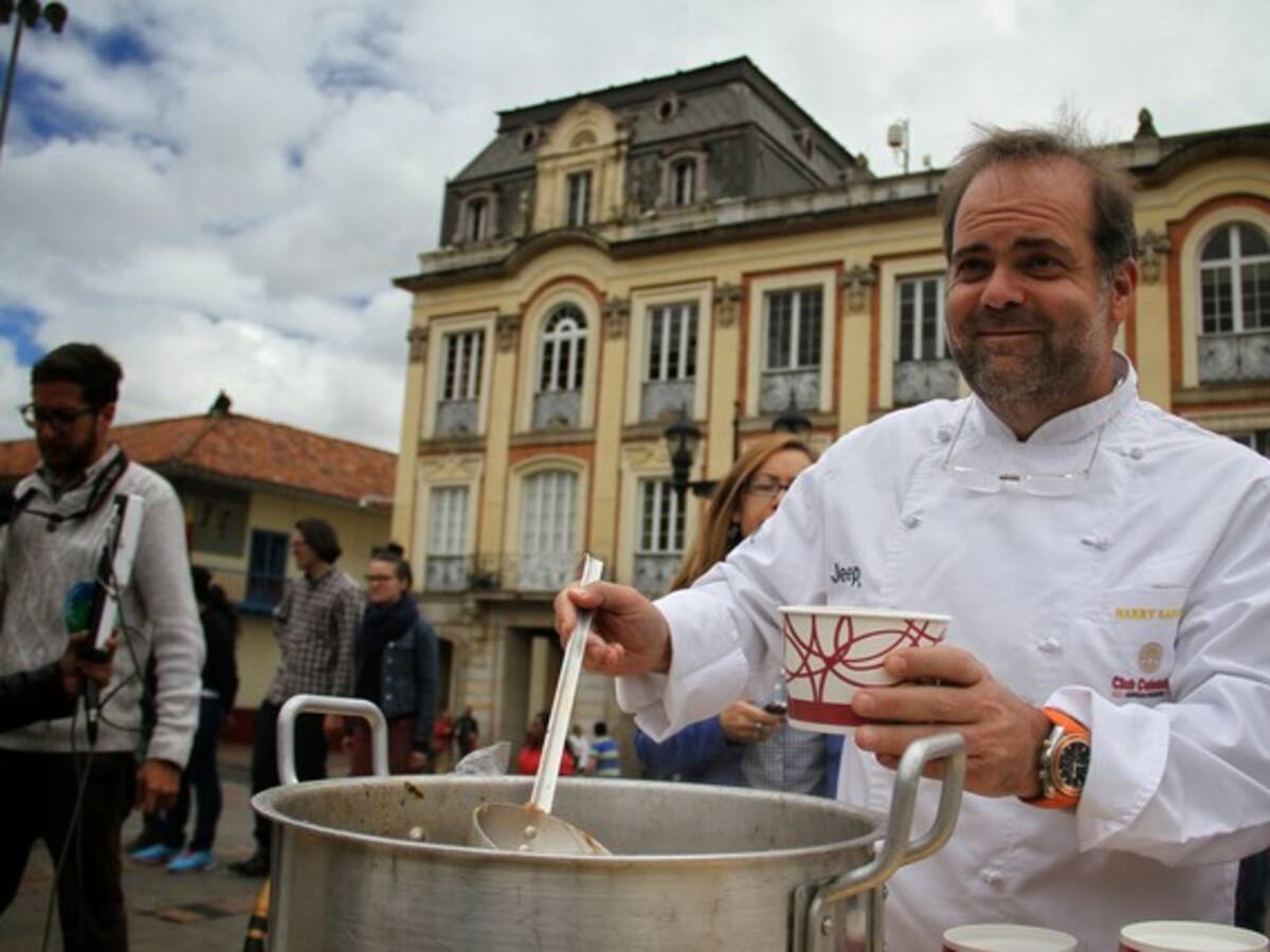 Esta es la historia de Harry Sassón, reconocido chef colombiano que cumple 30 años de trayectoria