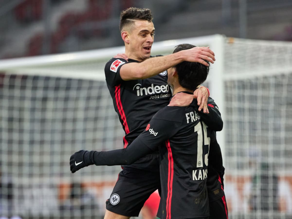 Video: Gol de Rafael Santos Borré en goleada de Eintracht Frankfurt