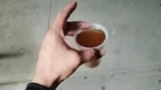 Con moringa y agua de panela internos y guardianes de la cárcel modelo de Cúcuta buscan de evitar el COVID-19. Foto: Cortesía W