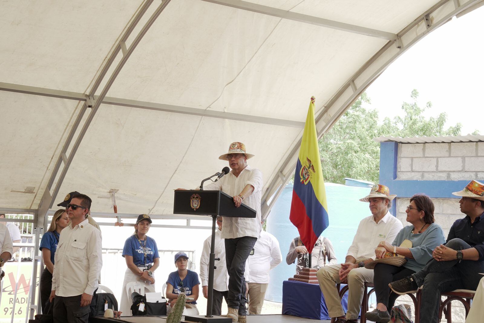 Presidente Gustavo Petro en La Guajira. Foto: W Radio.