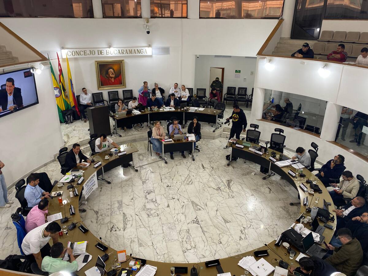 Alcaldía de Bucaramanga no destinará recursos a Metrolínea: no se aprobó en el Concejo