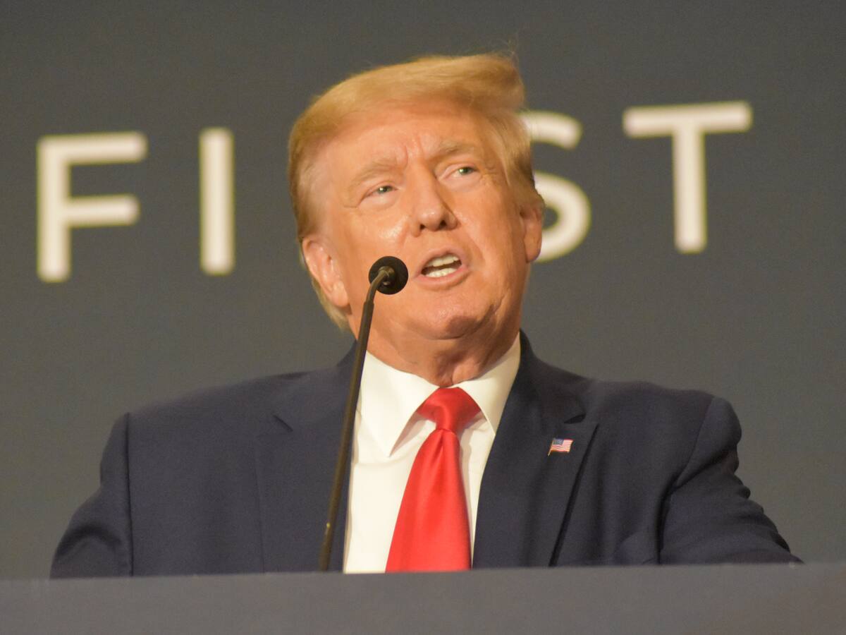 Trump, interrogado en Nueva York en investigación civil sobre sus negocios