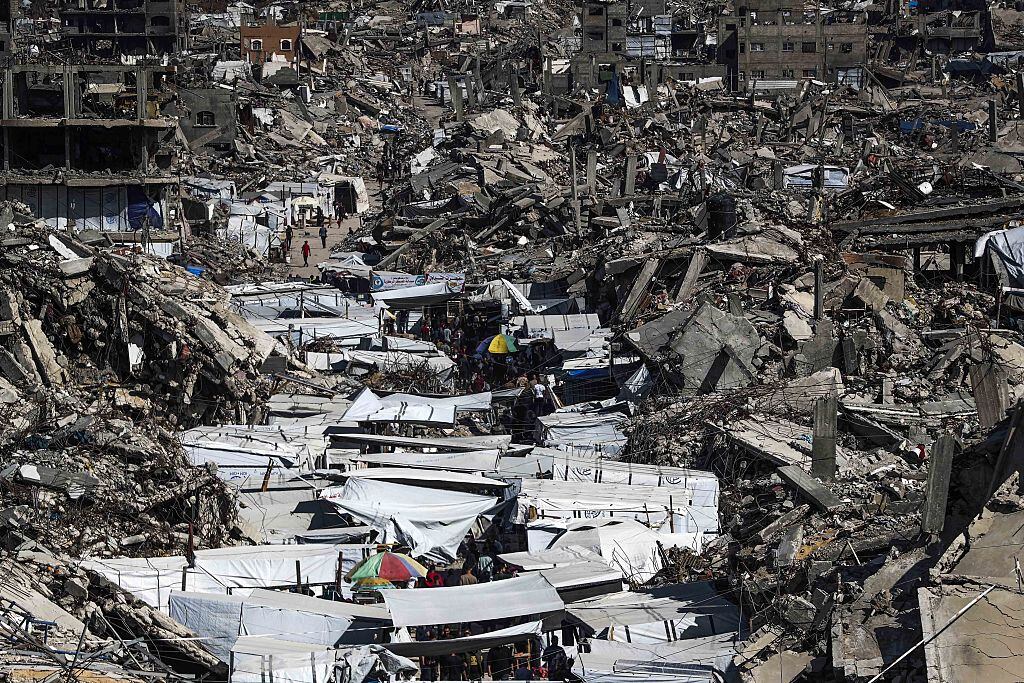 Gaza en medio de la guerra. (Photo by Mahmoud Issa/Anadolu via Getty Images)